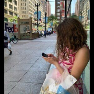 Meet your Posher, Nora